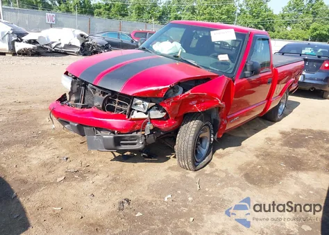 2002 Chevrolet S-10 Ls from USA, damaged, VIN 1GCCS145728190662
